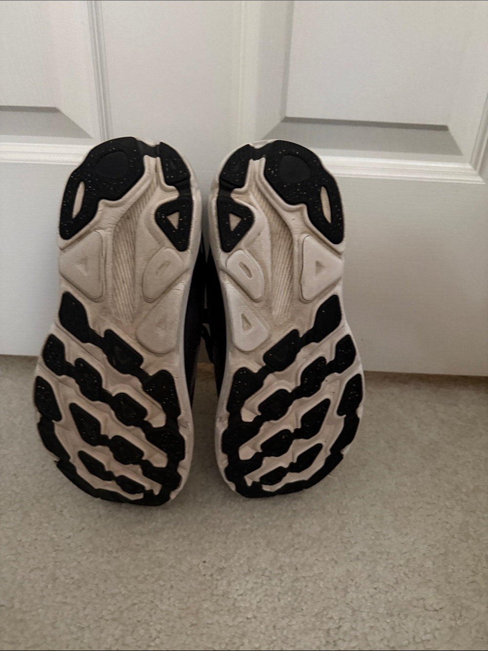 Hoka Women’s Clifton 9 - Picture 7 of 8